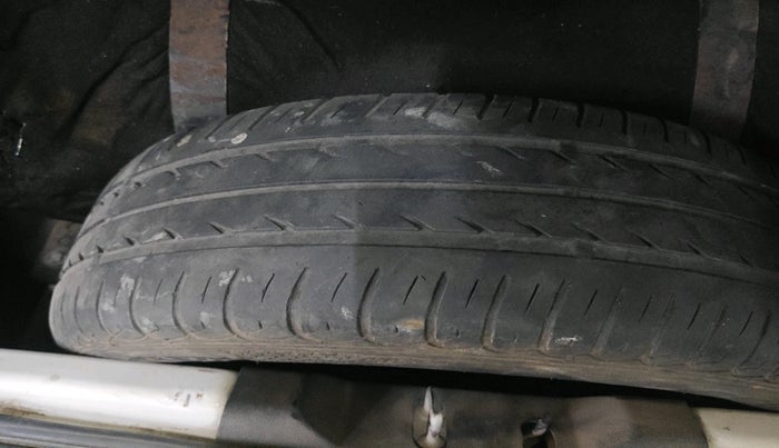 2017 Tata Tiago XZ PETROL, CNG, Manual, 80,000 km, tyre