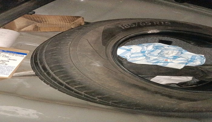 2022 Hyundai Verna S PLUS 1.5 VTVT, Petrol, Manual, 41,552 km, tyre