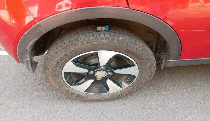 2017 Tata NEXON XZ PLUS PETROL, Petrol, Manual, 74,326 km, tyre