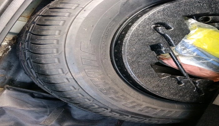 2018 Hyundai Creta SX (O) 1.6 PETROL, Petrol, Manual, 98,685 km, tyre