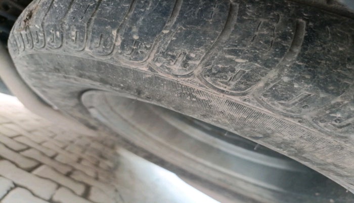 2017 Mahindra XUV500 W10 1.99, Diesel, Manual, 57,591 km, tyre