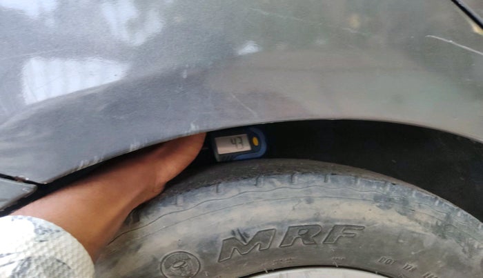 2013 Hyundai i10 MAGNA 1.2, CNG, Manual, 68,421 km, tyre