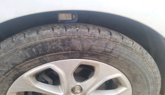 2018 Ford Figo Aspire TITANIUM 1.2 PETROL, Petrol, Manual, 61,976 km, tyre