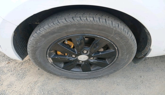 2012 Hyundai i20 SPORTZ 1.4 CRDI, Diesel, Manual, 1,19,917 km, tyre