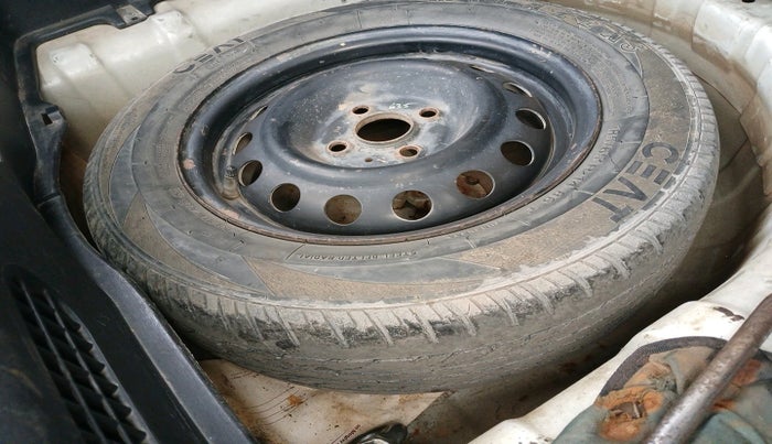 2012 Hyundai i20 SPORTZ 1.4 CRDI, Diesel, Manual, 1,19,917 km, tyre