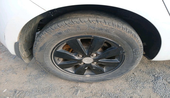 2012 Hyundai i20 SPORTZ 1.4 CRDI, Diesel, Manual, 1,19,917 km, tyre