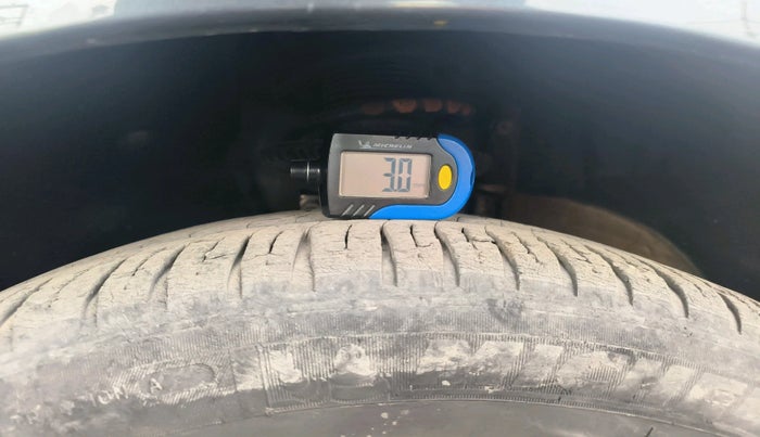 2016 Volkswagen Polo GT TSI AT, Petrol, Automatic, 1,03,957 km, tyre