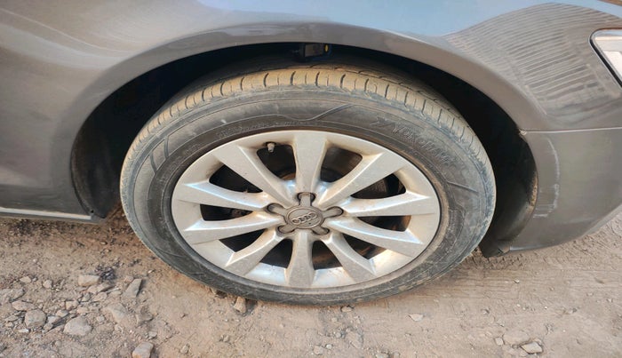 2013 Audi A6 2.0 TDI PREMIUM, Diesel, Automatic, 64,397 km, tyre