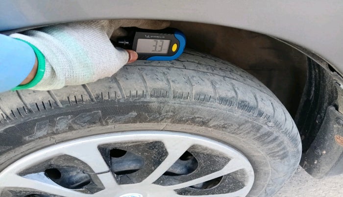 2018 Maruti Celerio VXI, CNG, Manual, 19,750 km, tyre