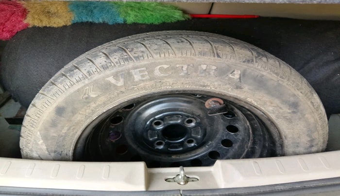 2018 Maruti Celerio VXI, CNG, Manual, 19,750 km, tyre