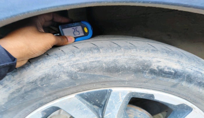 2017 Honda WR-V 1.5L I-DTEC VX MT, Diesel, Manual, 1,70,195 km, tyre