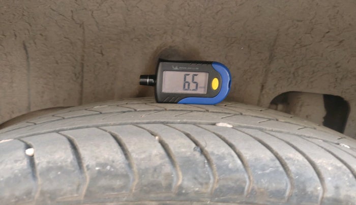 2019 Mahindra XUV300 W4 1.5 DIESEL, Diesel, Manual, 47,738 km, tyre