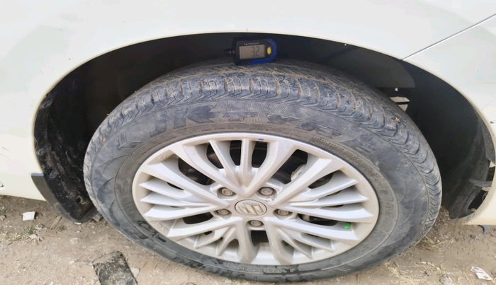 2020 Maruti Ertiga VXI SHVS, Petrol, Manual, 89,331 km, tyre