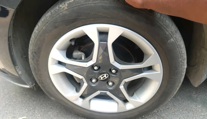2025 Hyundai NEW I20 Sportz (O) 1.2, Petrol, Manual, 9,901 km, tyre