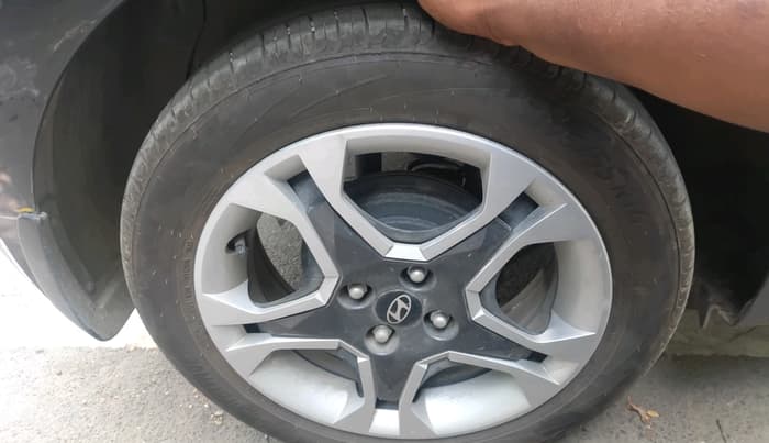 2025 Hyundai NEW I20 Sportz (O) 1.2, Petrol, Manual, 9,901 km, tyre