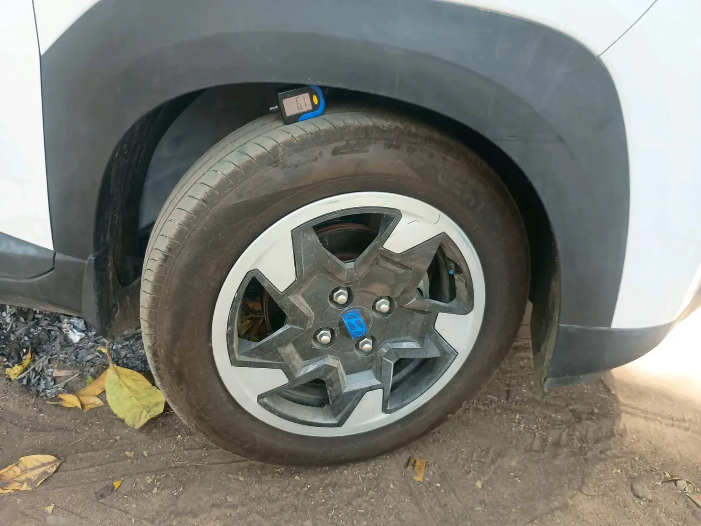 2024 Hyundai EXTER SX 1.2 MT Hy-CNG Duo , CNG, Manual, 2,562 km, tyre