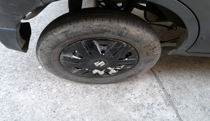 2014 Maruti Alto 800 LXI CNG, CNG, Manual, 1,16,806 km, tyre