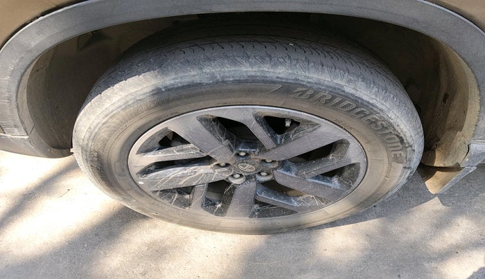 2022 Tata Safari XZA PLUS 6S JET, Diesel, Automatic, 1,02,526 km, tyre