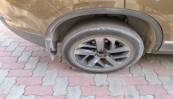 2022 Tata Safari XZA PLUS 6S JET, Diesel, Automatic, 1,02,526 km, tyre