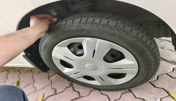 2018 Maruti Wagon R 1.0 VXI, Petrol, Manual, 47,692 km, tyre