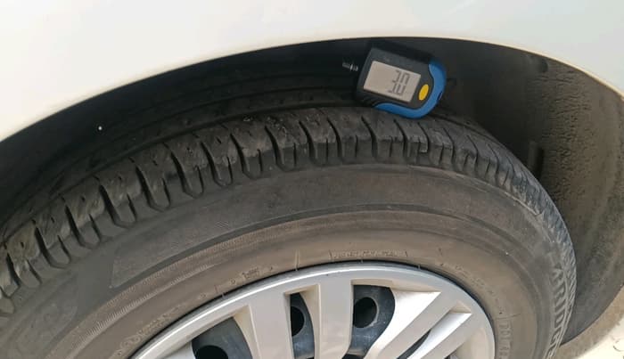 2019 Maruti Dzire VXI, Petrol, Manual, 66,986 km, tyre