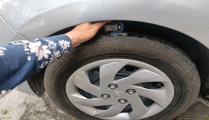 2019 Hyundai NEW SANTRO SPORTZ CNG, CNG, Manual, 1,18,455 km, tyre