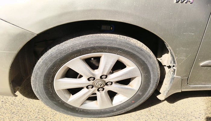 2012 Toyota Corolla Altis G AT PETROL, Petrol, Automatic, 67,495 km, tyre