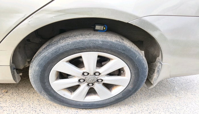 2012 Toyota Corolla Altis G AT PETROL, Petrol, Automatic, 67,495 km, tyre