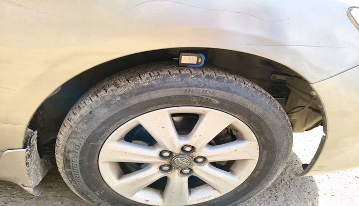 2012 Toyota Corolla Altis G AT PETROL, Petrol, Automatic, 67,495 km, tyre