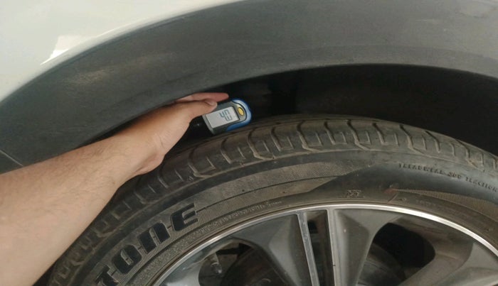 2017 Hyundai Creta SX PLUS AT 1.6 PETROL, Petrol, Automatic, 36,624 km, tyre