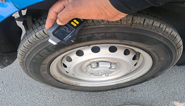 2018 Hyundai NEW SANTRO MAGNA CNG, CNG, Manual, 87,173 km, tyre