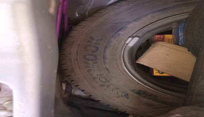 2019 Hyundai NEW SANTRO SPORTZ CNG, CNG, Manual, 28,531 km, tyre