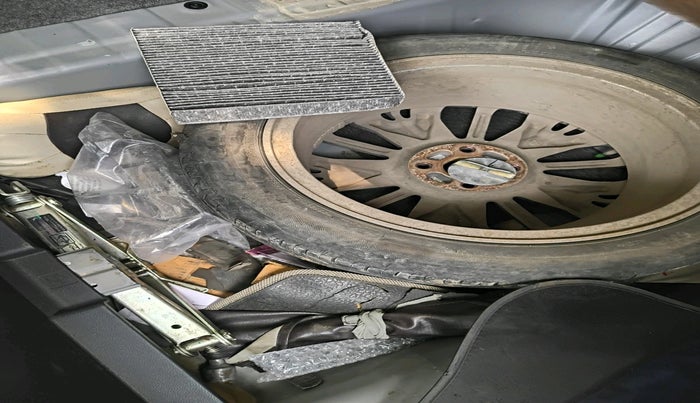 2017 Honda City 1.5L I-VTEC ZX CVT, Petrol, Automatic, 94,075 km, tyre