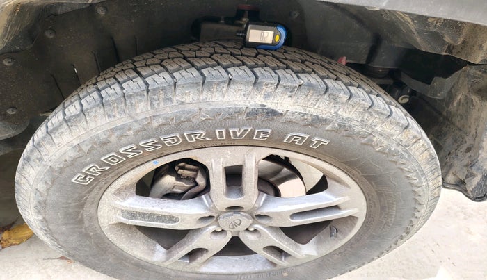 2022 Mahindra Thar LX HARD TOP 4WD MT, Diesel, Manual, 9,207 km, tyre