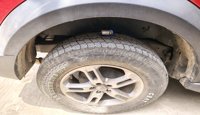 2022 Mahindra Thar LX HARD TOP 4WD MT, Diesel, Manual, 9,207 km, tyre