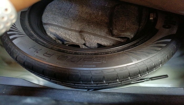 2023 Hyundai EXTER SX(O) 1.2 AMT, Petrol, Automatic, 17,414 km, tyre