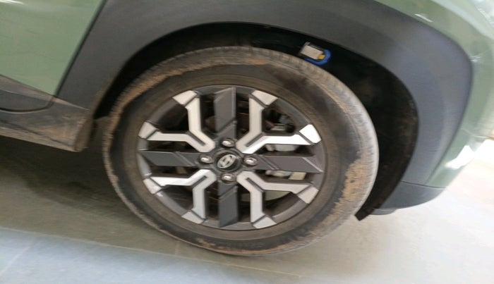 2023 Hyundai EXTER SX(O) 1.2 AMT, Petrol, Automatic, 17,414 km, tyre