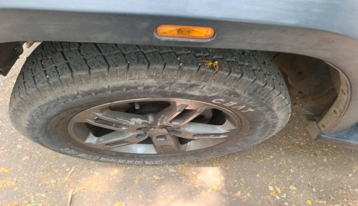 2024 Mahindra Thar LX P 2WD AT HT, Petrol, Automatic, 16,845 km, tyre