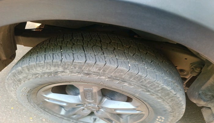 2024 Mahindra Thar LX P 2WD AT HT, Petrol, Automatic, 16,845 km, tyre