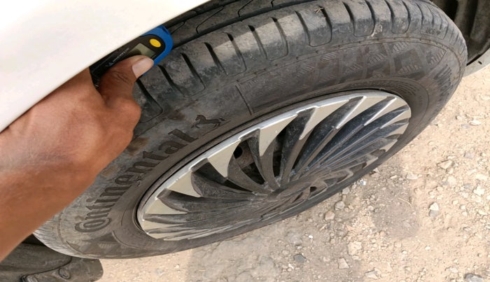 2014 Maruti Swift VDI, Diesel, Manual, 1,27,108 km, tyre