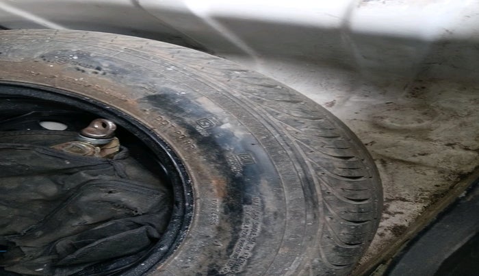 2013 Hyundai i20 MAGNA (O) 1.4 CRDI, Diesel, Manual, 4,17,670 km, tyre