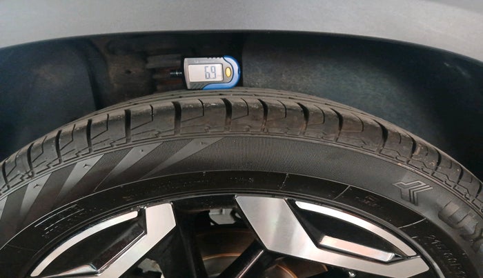 2025 KIA SELTOS HTX IVT, Petrol, Automatic, 10,121 km, tyre