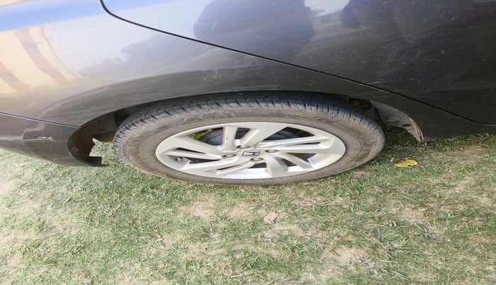 2017 Honda Jazz 1.2L I-VTEC V, Petrol, Manual, 41,310 km, tyre