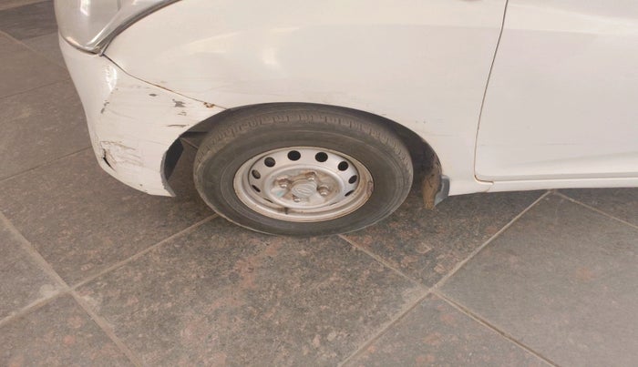 2012 Hyundai Eon D-LITE+, Petrol, Manual, 96,327 km, tyre