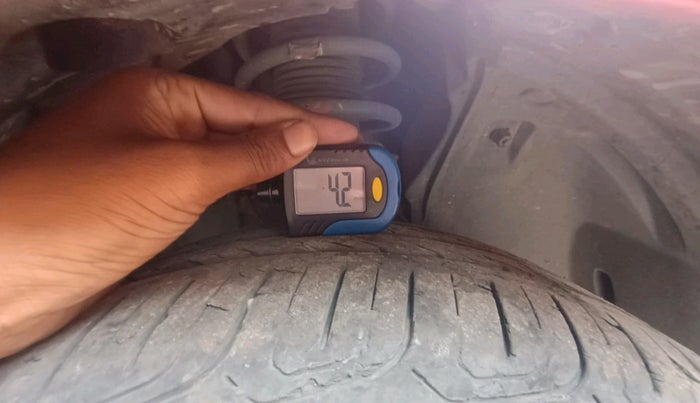 2020 Tata ALTROZ XZ DIESEL, Diesel, Manual, 53,274 km, tyre