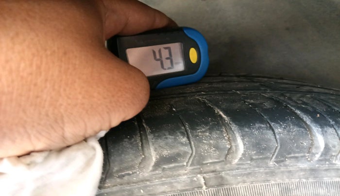 2018 Maruti S Cross ALPHA 1.3, Diesel, Manual, 89,121 km, tyre