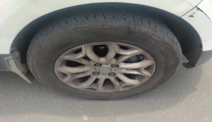 2014 Ford Ecosport TITANIUM 1.5L DIESEL (OPT), Diesel, Manual, 1,97,317 km, tyre