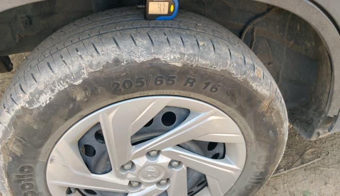 2023 Hyundai Creta EX 1.5 PETROL, Petrol, Manual, 15,445 km, tyre