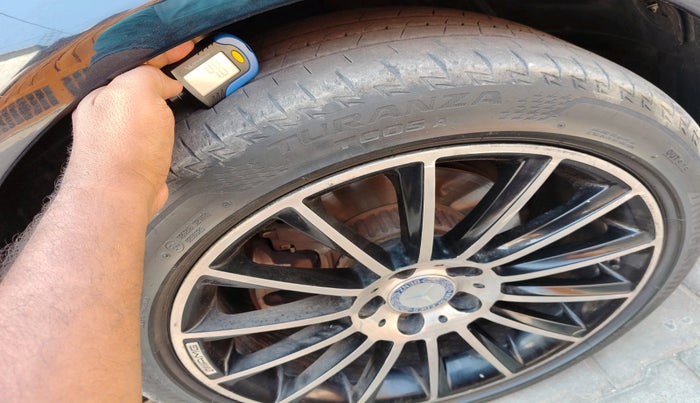 2015 Mercedes Benz C Class C 200 AVANTGARDE, Petrol, Automatic, 82,459 km, tyre