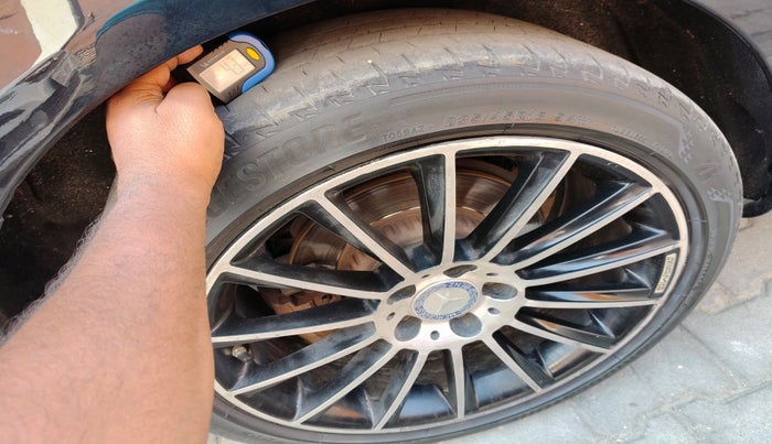 2015 Mercedes Benz C Class C 200 AVANTGARDE, Petrol, Automatic, 82,459 km, tyre